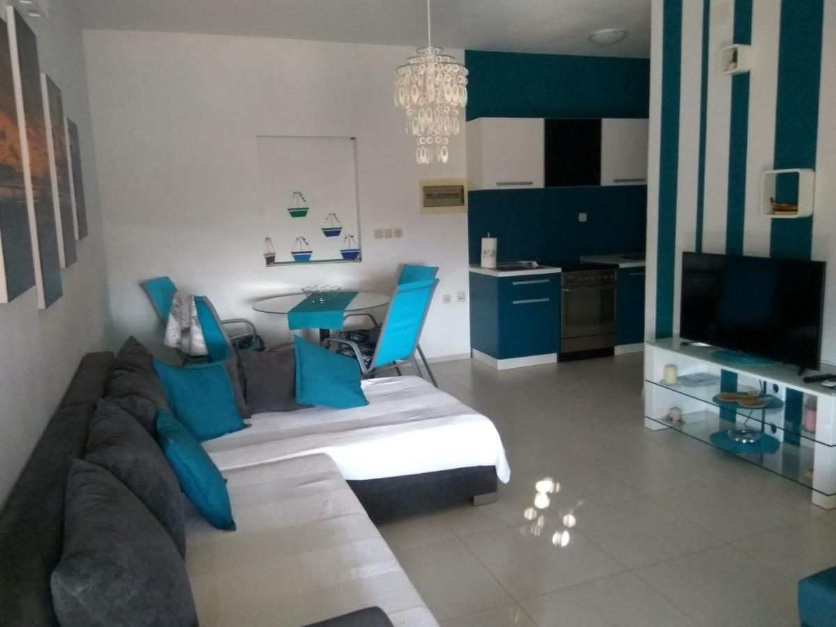 Apartment Tara ซูมาร์ติน ภายนอก รูปภาพ