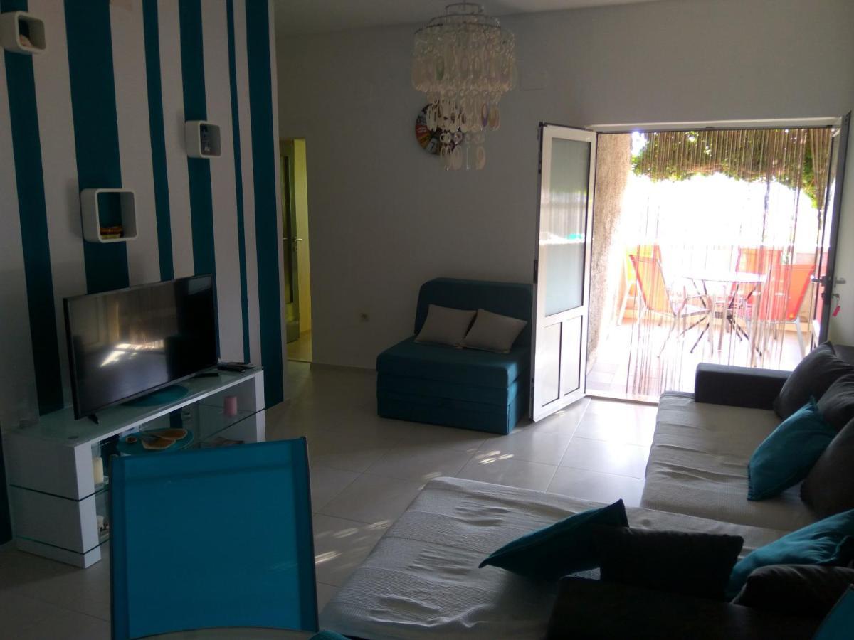 Apartment Tara ซูมาร์ติน ภายนอก รูปภาพ